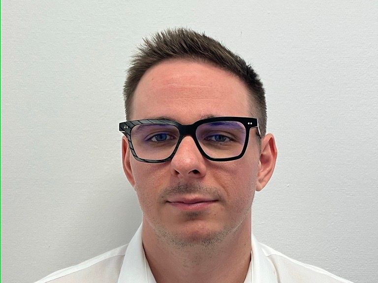 jobs-image-contact-buday (1)