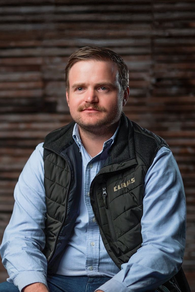 03_CLAAS+TRION+Preston+Landing+Page