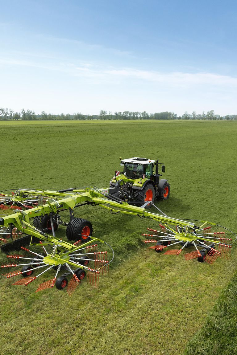 LINER four-rotor swathers | CLAAS