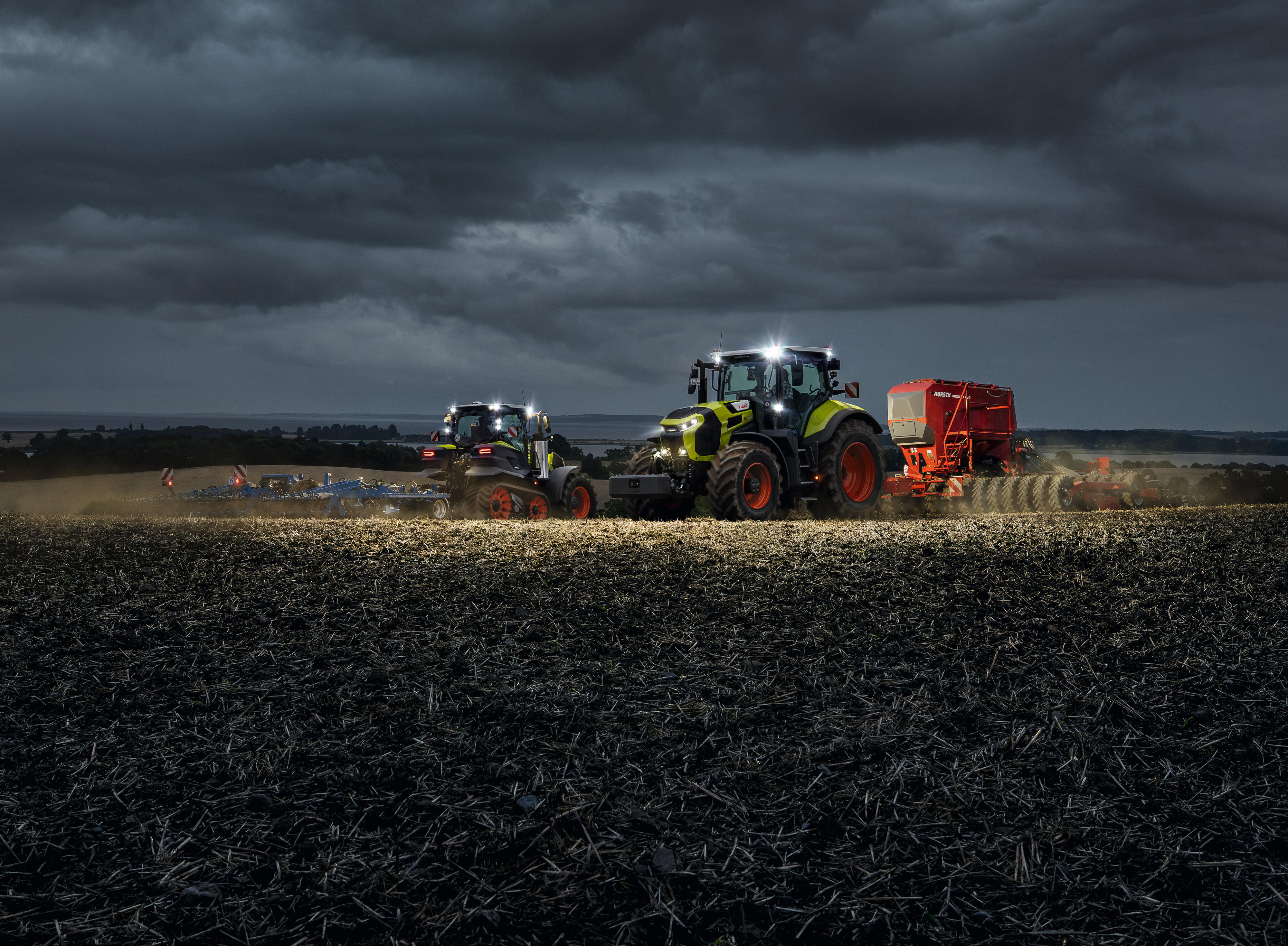 挑戦を受けます。CLAAS のトラクターを使用 | CLAAS