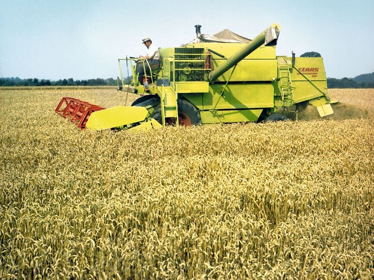 history_combines_dominator-mega-1971-1