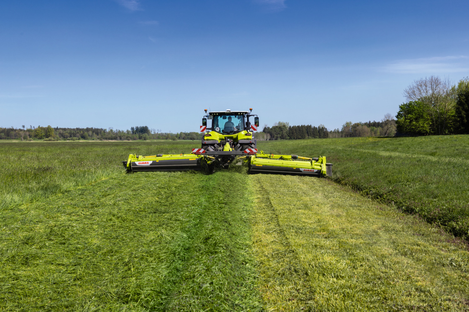 DISCO large-scale mowers | CLAAS