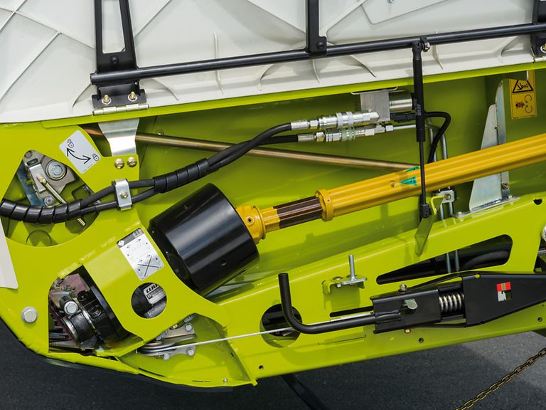 329219_27 Detail image: planetary gear unit for linear drive of knife bar.