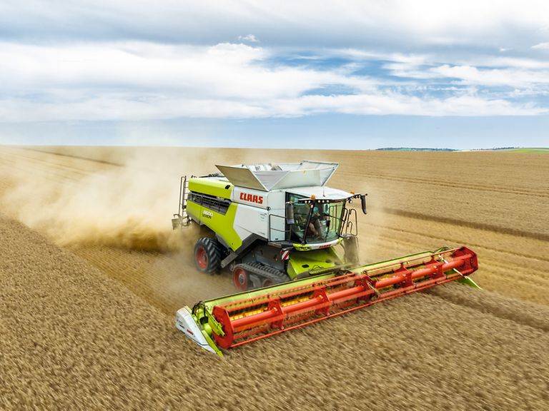 Claas Lexion () Claas Lexion