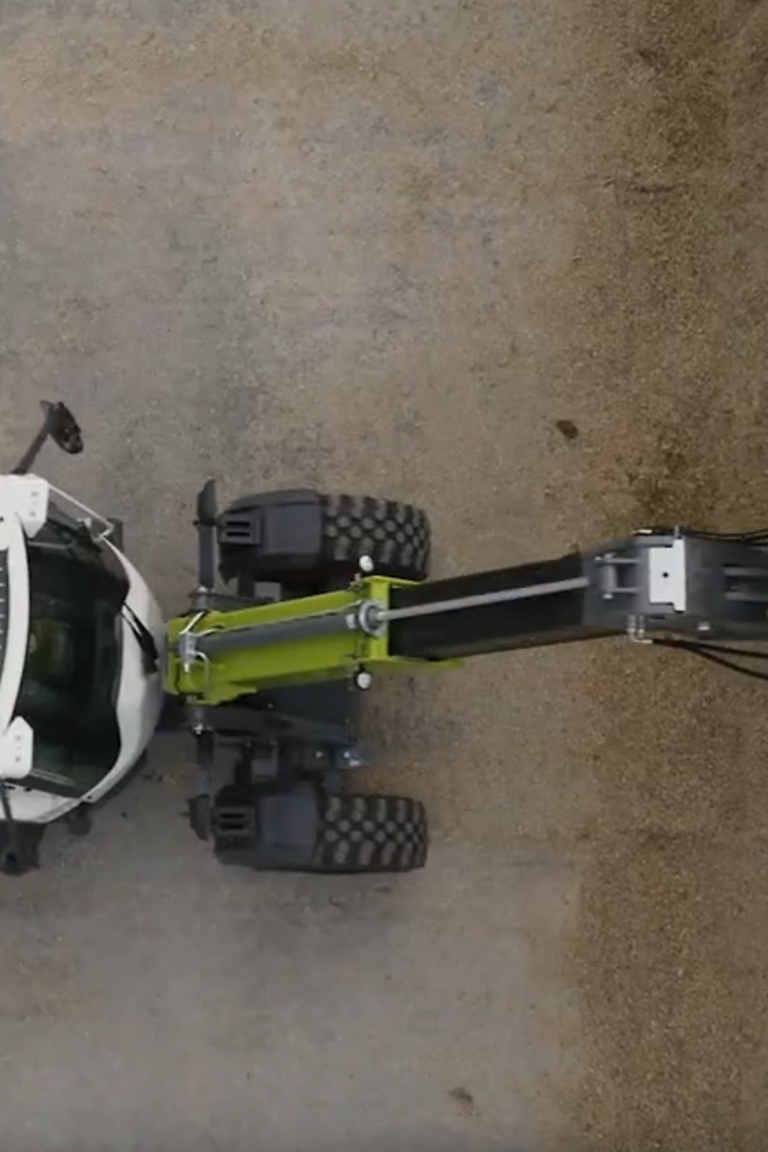 TORION 738T SINUS | CLAAS