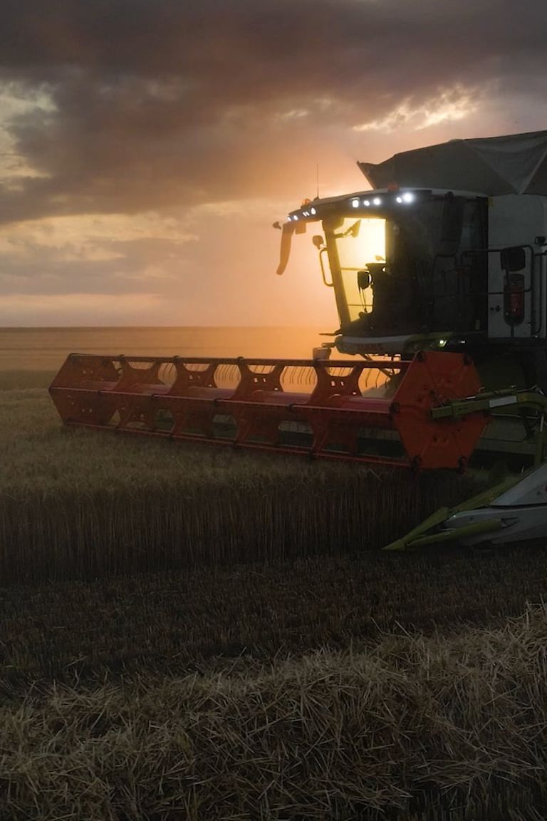 Video Thumbnail CLAAS | Combine Umbrella Master Cut Down Pillar Bestaendig RO (Thumbnail)